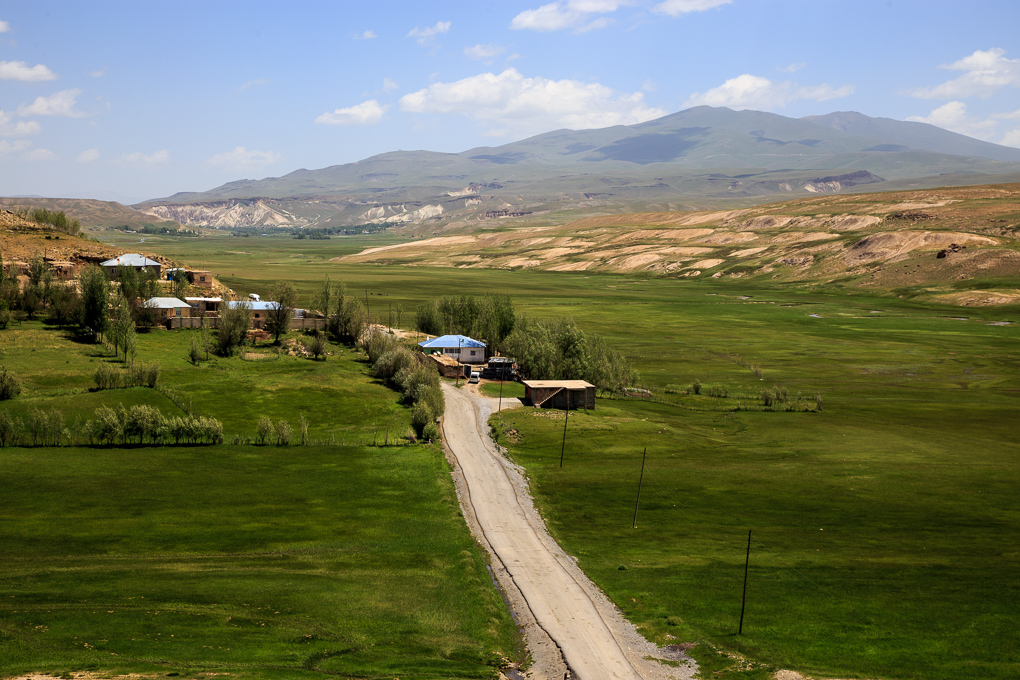 Başkale (Adamakert)